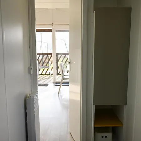 - Eiderlodge 2 בית נופש Suderstapel