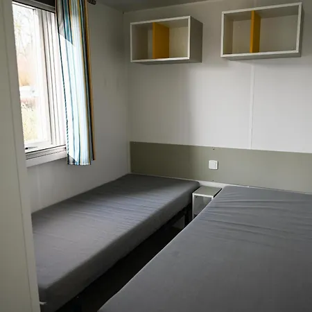 - Eiderlodge 2 *